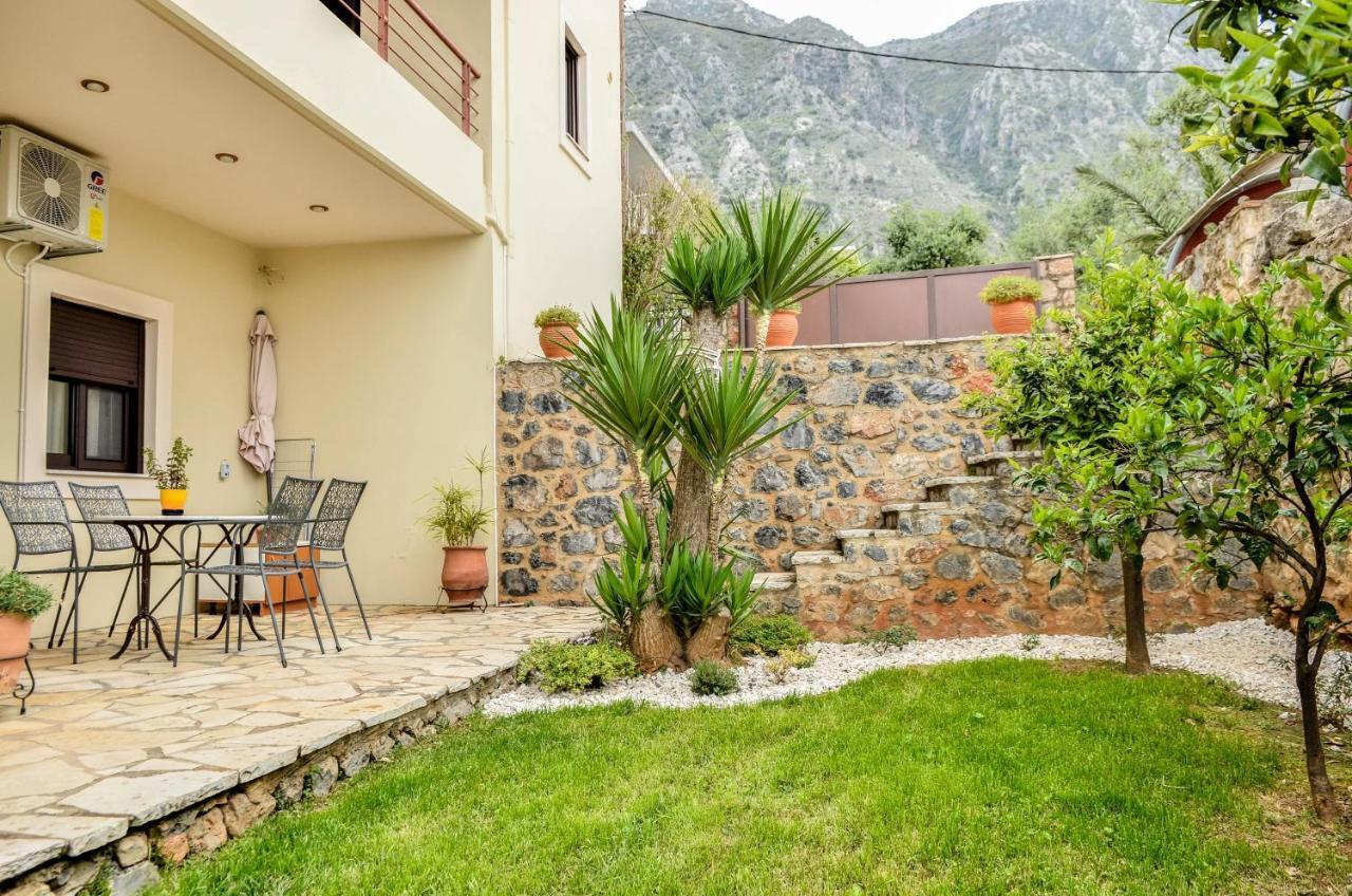 Ferienwohnung Sunrays Housing Kalamata Exterior foto